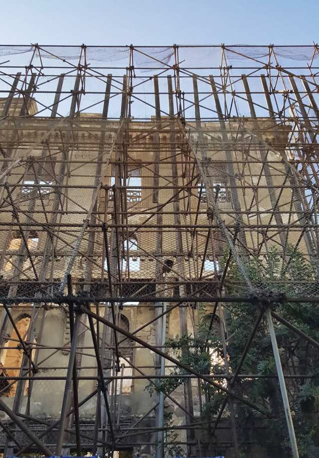 Hôtel Lincoln — Lincoln Hotel scaffold 7