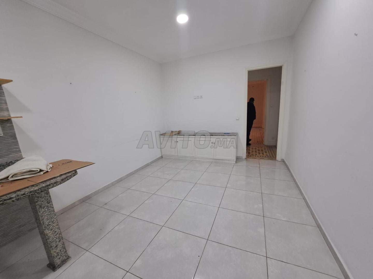 Stunning 3-bedroom Art Deco apartment in Casablanca — photo 8