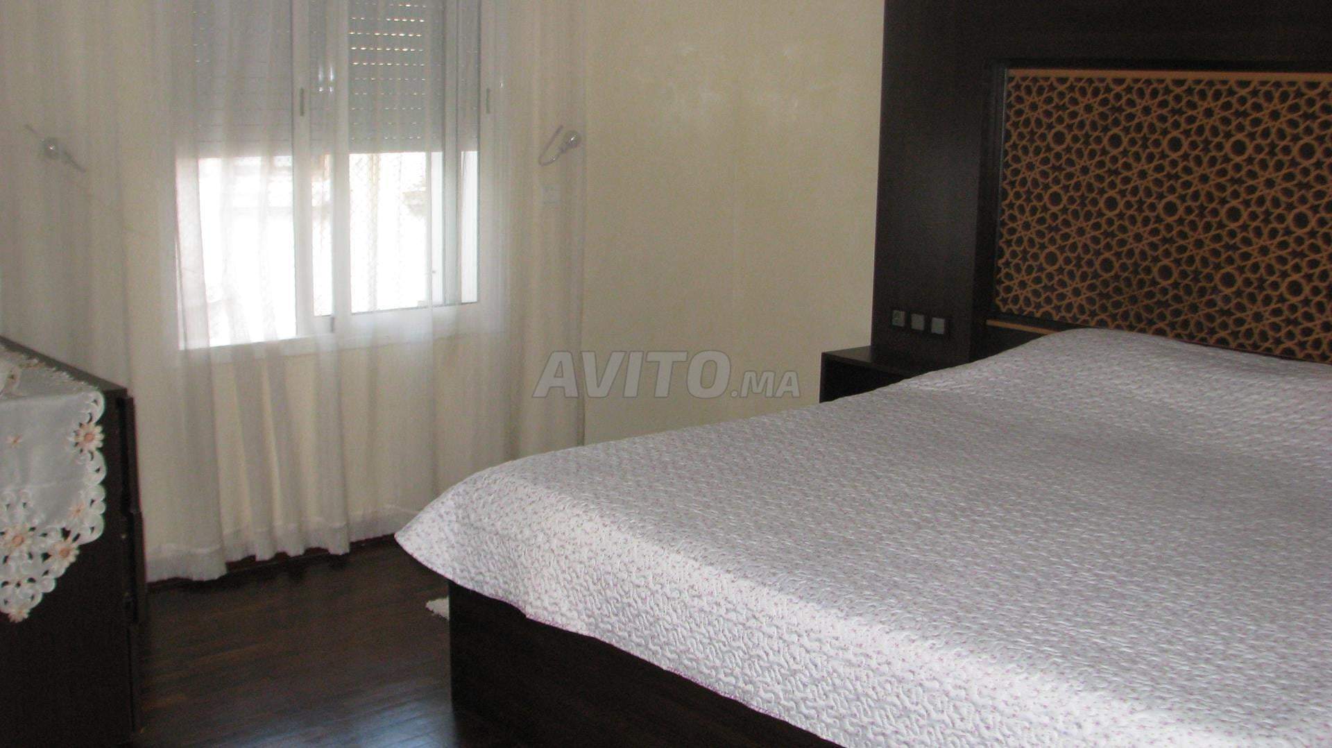 High-floor apartment with balcony, city centre — photo 4