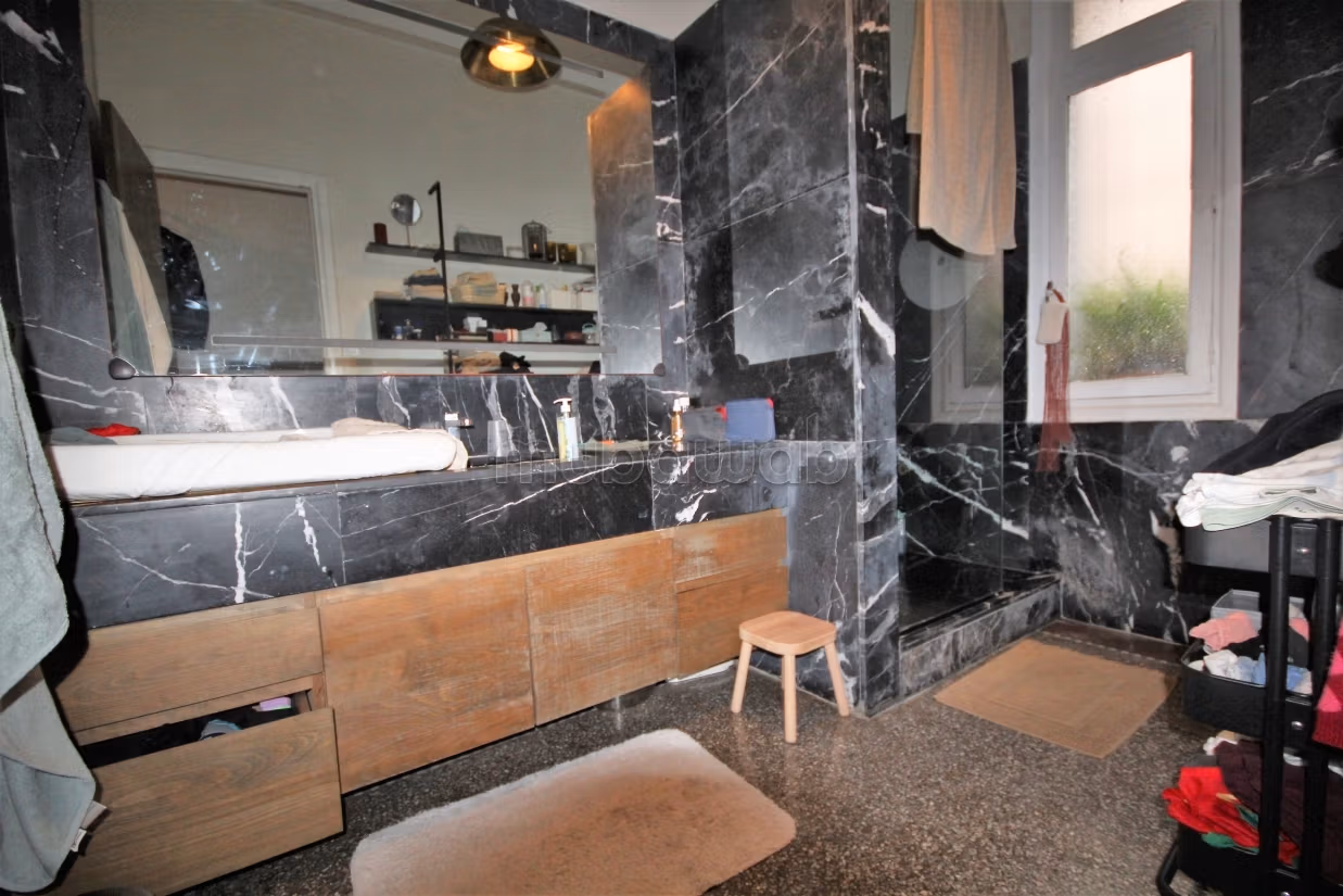 Vend Charme Rénové de l’Art Déco 175 M² — photo 2